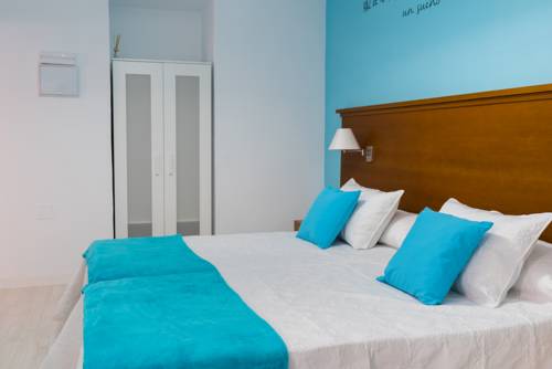 Imagen de la habitación del Hostal Imperial Mérida. Foto 9