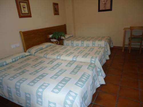 Imagen de la habitación del Hostal Infantes. Foto 6