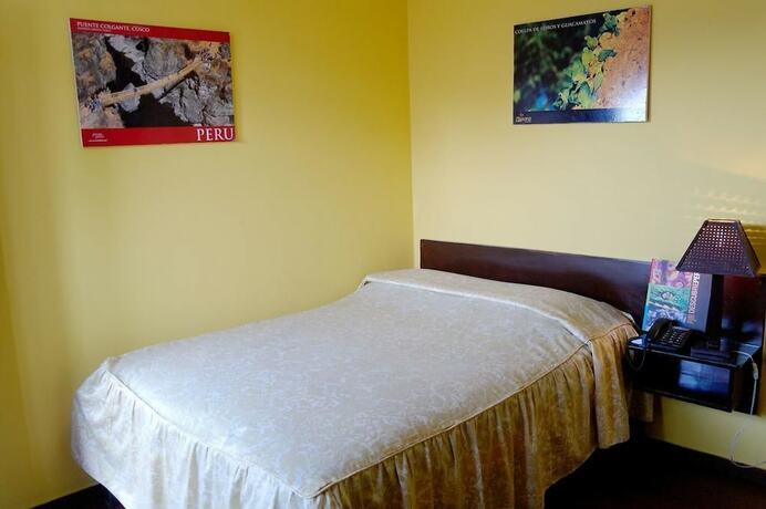 Imagen de la habitación del Hostal Iquique. Foto 17