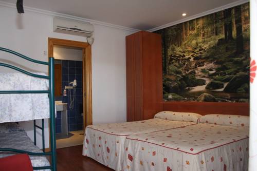 Imagen de la habitación del Hostal Isis, Arcas. Foto 11