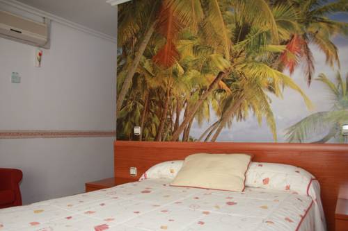 Imagen de la habitación del Hostal Isis, Arcas. Foto 12