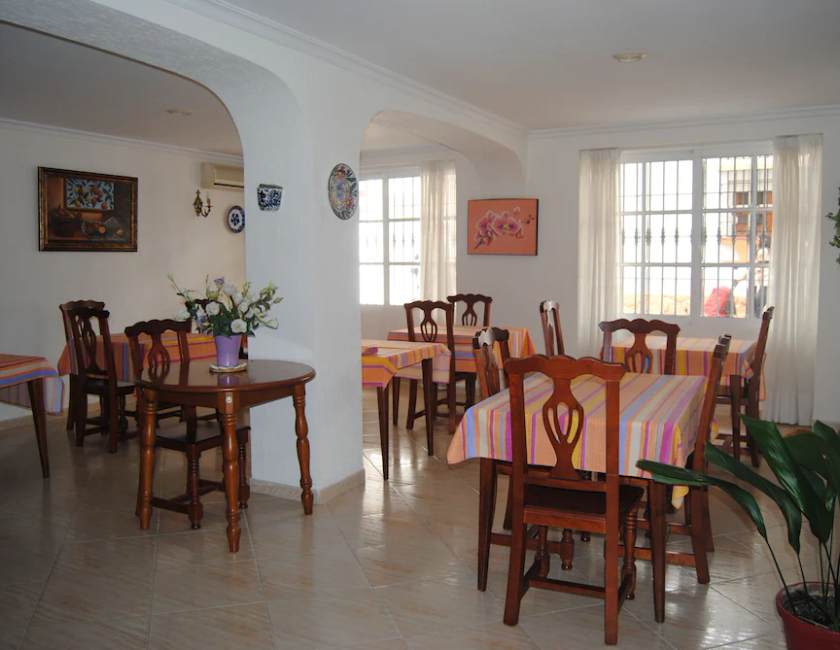 Imagen del bar/restaurante del Hostal Italia, Fuengirola. Foto 2