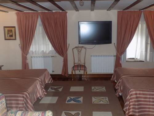 Imagen de la habitación del Hostal Itsasmin Ostatua. Foto 2