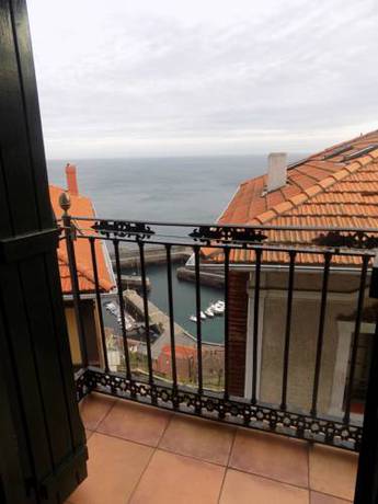 Imagen de la habitación del Hostal Itsasmin Ostatua. Foto 3