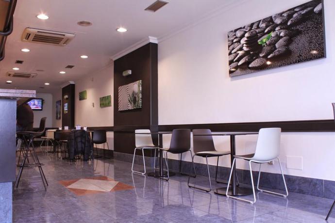 Imagen general del Hostal Izaga. Foto 6