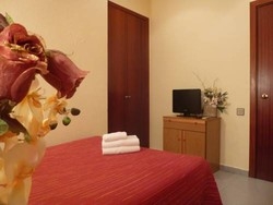 Imagen general del Hostal Iznajar Barcelona. Foto 6