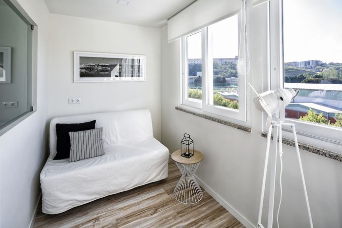 Imagen de la habitación del Hostal JR Studios and Suites. Foto 9