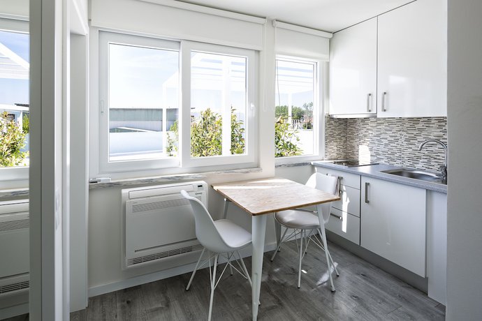 Imagen de la habitación del Hostal JR Studios and Suites. Foto 11