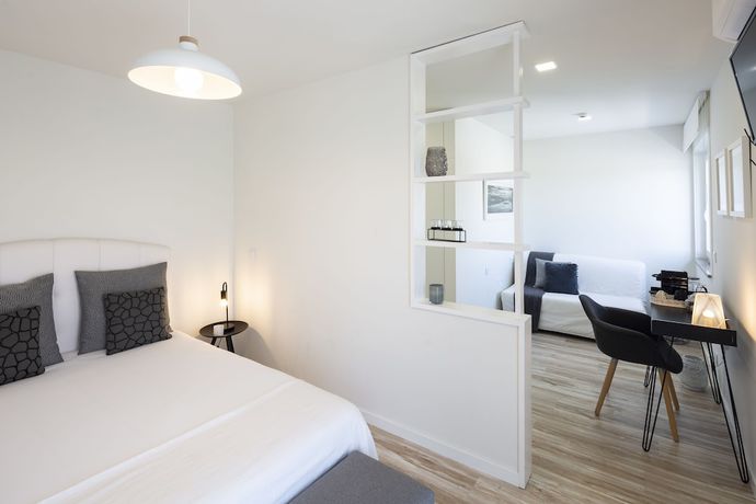 Imagen de la habitación del Hostal JR Studios and Suites. Foto 16