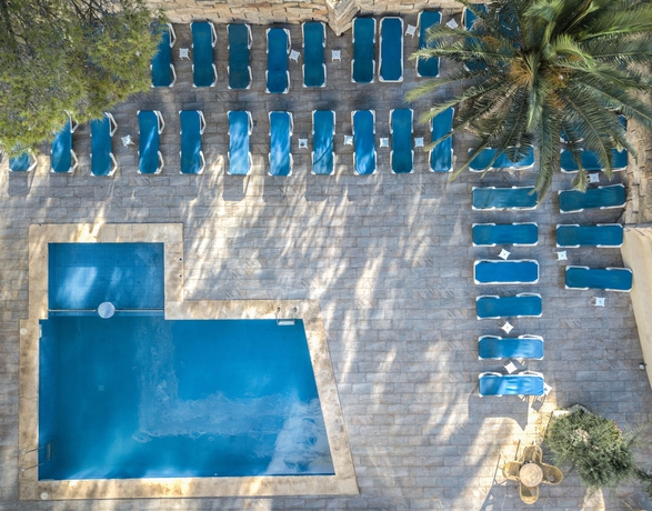 Imagen de la piscina del Hostal JUAN PALMA. Foto 18