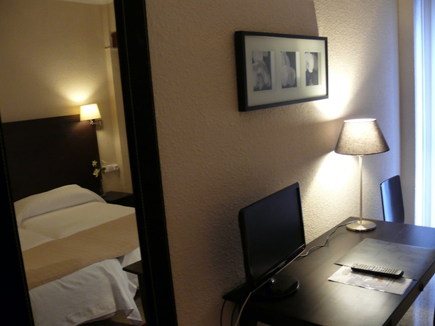 Imagen de la habitación del Hostal Jakiton. Foto 7