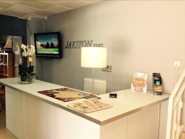 Imagen de los interiores del Hostal Jakiton. Foto 19