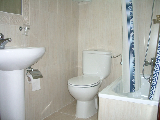 Imagen de la habitación del Hostal Jerez, Madrid. Foto 3