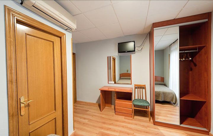 Imagen de la habitación del Hostal Jero Rooms. Foto 3