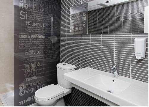 Imagen general del Hostal Joaquín Costa Un Punto Chic. Foto 6