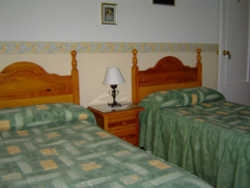 Imagen de la habitación del Hostal Jomarijo. Foto 3
