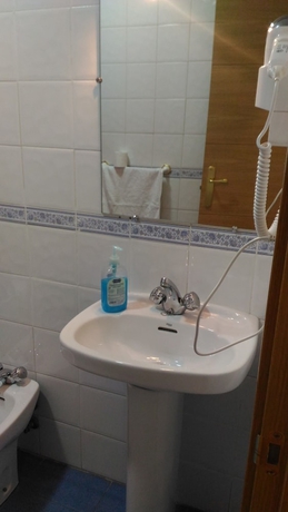 Imagen de la habitación del Hostal Jq Madrid 1. Foto 6