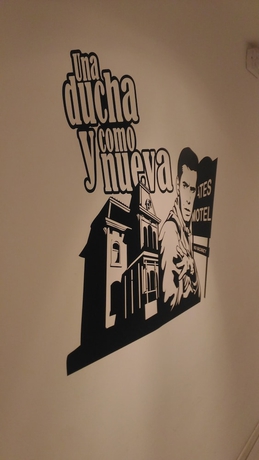 Imagen de los interiores del Hostal Jq Madrid 1. Foto 19