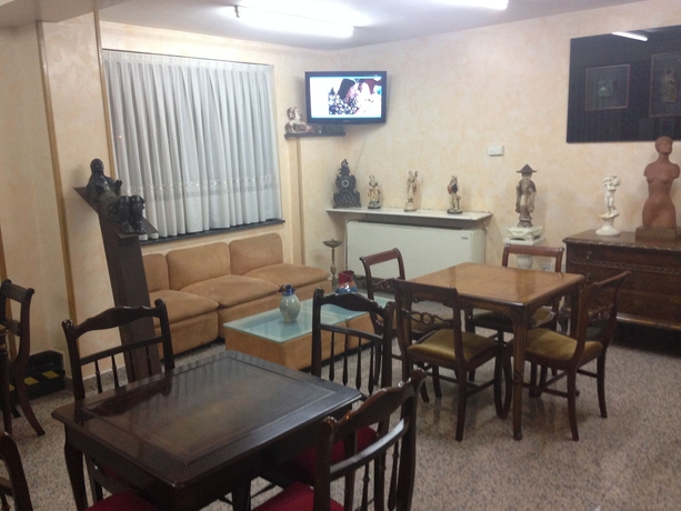 Imagen de los interiores del Hostal Juan Xxiii. Foto 17