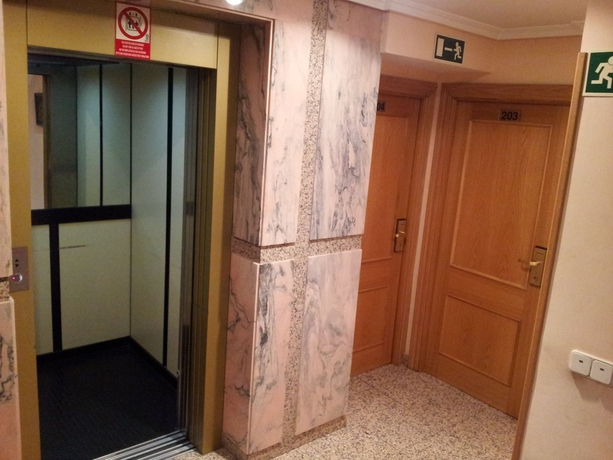 Imagen de los interiores del Hostal Juan Xxiii. Foto 18