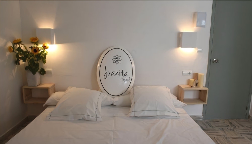 Imagen de la habitación del Hostal Juanita, Ibiza ciudad. Foto 9