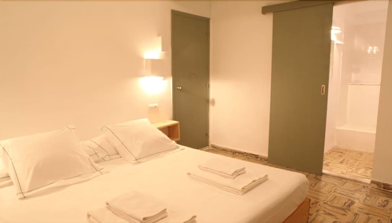 Imagen de la habitación del Hostal Juanita, Ibiza ciudad. Foto 16