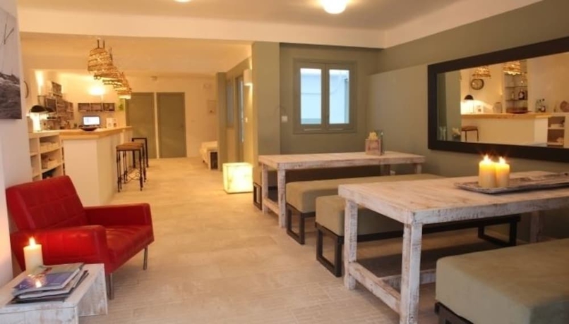 Imagen del bar/restaurante del Hostal Juanita, Ibiza ciudad. Foto 5