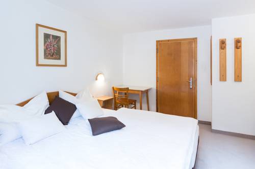 Imagen de la habitación del Hostal Juliana. Foto 11