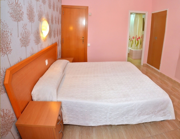 Imagen de la habitación del Hostal Julieta. Foto 11