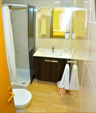 Imagen de la habitación del Hostal Julieta. Foto 13
