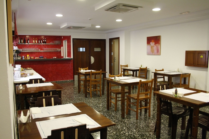 Imagen del bar/restaurante del Hostal Jume - Urban Rooms. Foto 4