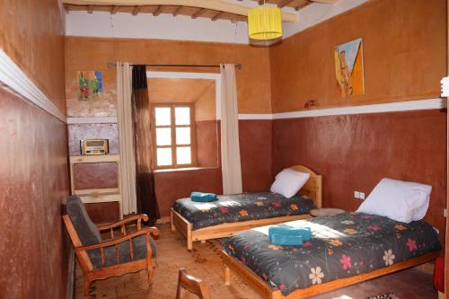 Imagen de la habitación del Hostal Kasbah Alta&iuml;r. Foto 12