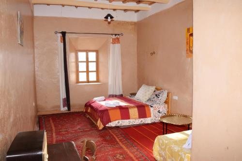 Imagen de la habitación del Hostal Kasbah Alta&iuml;r. Foto 19