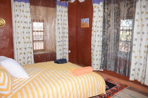 Imagen de la habitación del Hostal Kasbah Alta&iuml;r. Foto 20