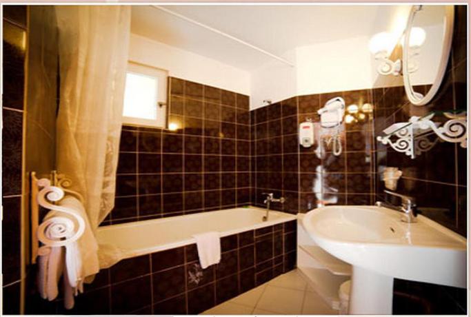 Imagen de la habitación del Hostal L'Enclos. Foto 4