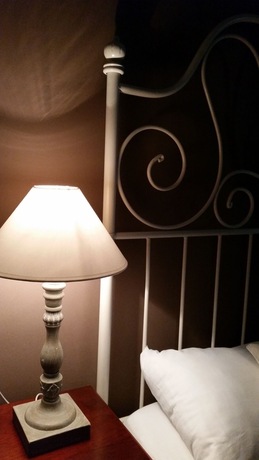 Imagen de la habitación del Hostal LK Barcelona. Foto 7