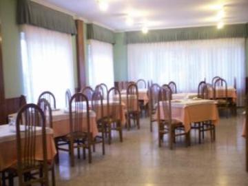 Imagen del bar/restaurante del Hostal LOS PINOS, Noja. Foto 3