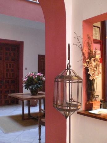 Imagen de los interiores del Hostal La Abadia de Giralda. Foto 10