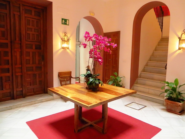 Imagen de los interiores del Hostal La Abadia de Giralda. Foto 12