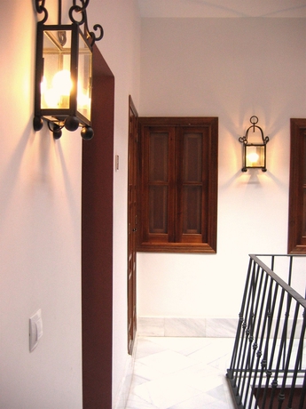 Imagen de los interiores del Hostal La Abadia de Giralda. Foto 14