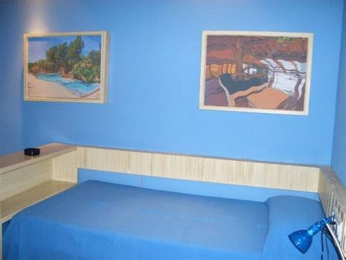 Imagen de la habitación del Hostal La Aduana. Foto 6