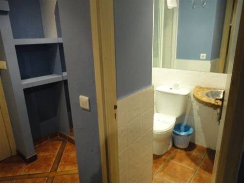 Imagen de la habitación del Hostal La Aduana. Foto 7