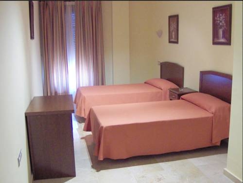 Imagen general del Hostal La Alegria, Sanlúcar la Mayor. Foto 5