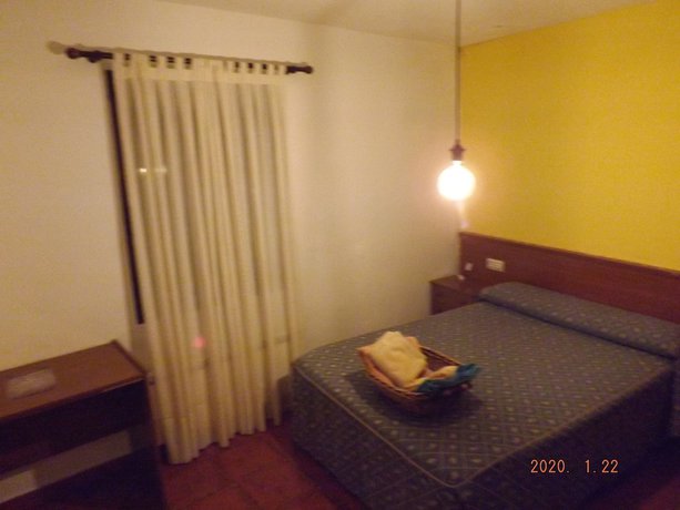 Imagen de la habitación del Hostal La Barbacana. Foto 2