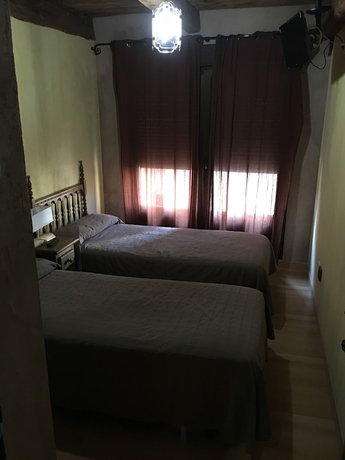 Imagen de la habitación del Hostal La Bastide Du Chemin. Foto 10