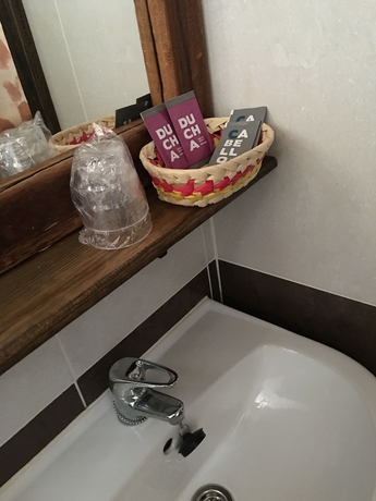 Imagen de la habitación del Hostal La Bastide Du Chemin. Foto 13