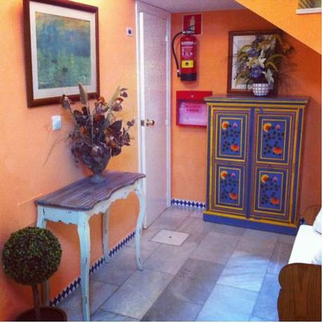 Imagen general del Hostal La Calzada. Foto 4