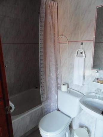 Imagen de la habitación del Hostal La Campa. Foto 9