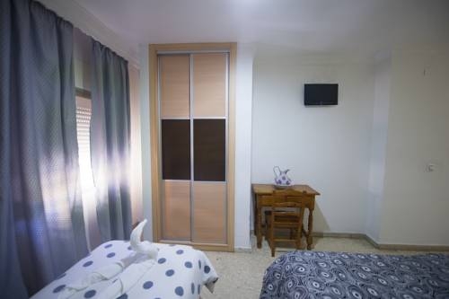 Imagen general del Hostal La Campana, La L&iacute;nea de la Concepci&oacute;n. Foto 2