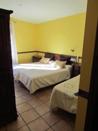 Imagen de los interiores del Hostal La Campana, Toledo. Foto 14